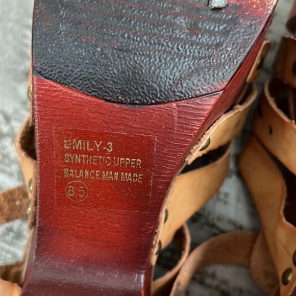 Platform Clog - Picture 3 of 6